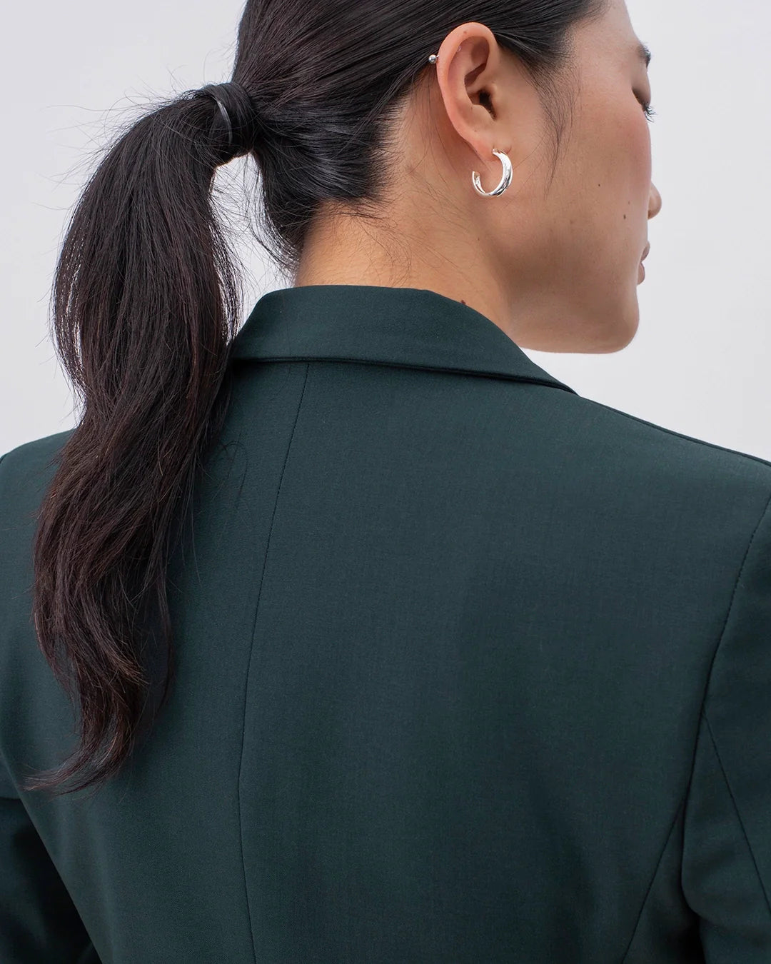 17H10 -Paris- tailleur- femme- veste- blazer- vert -bouteille -chic- élégant -éthique -responsable -matière -naturelle -