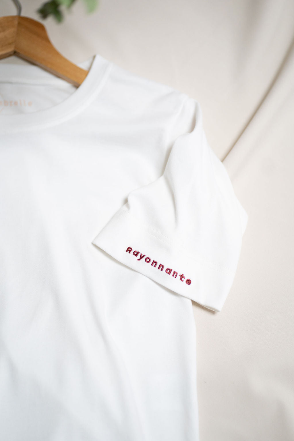 tee-shirt rayonnante femme terracotta coton supima anti-uv UPF50 écoresponsable made in europe éthique ombrelle