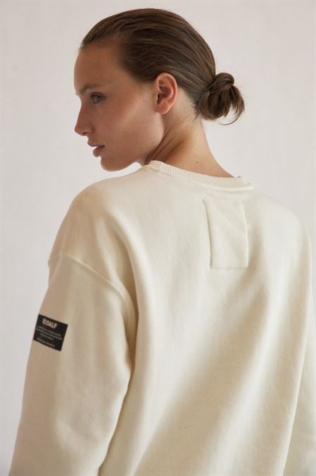 Sweatshirt coton bio et recyclé - Llanesalf - blanc cassé - fairytale