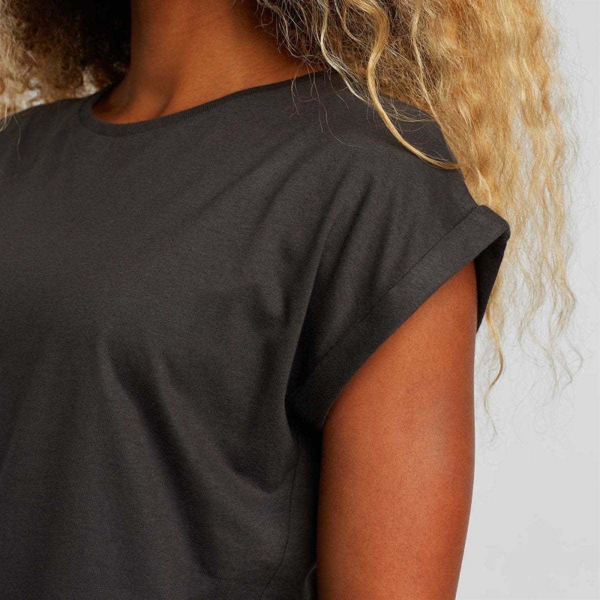 T-shirt coton biologique - Visby - gris foncé - fairytale